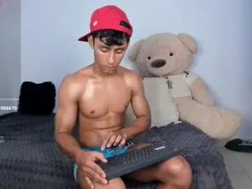 Chaturbate Watch Live Sex Cams of littleparker