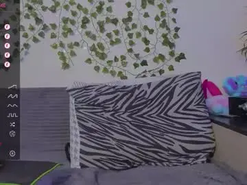 Chaturbate Live Sex Cam of bravo_maestro