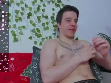 Chaturbate Watch Live Sex Cams of bravo_maestro