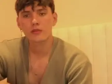 Chaturbate Nude Webcam of evan_blass3