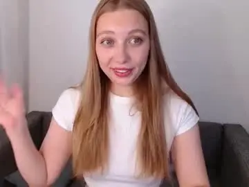Chaturbate Live Sex Cam of love_bella_