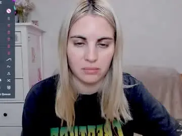 Chaturbate Watch Live Sex Cams of pawwsup1