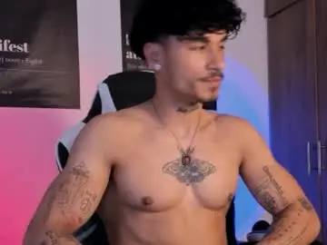 Chaturbate Adult Video Chat of thomas_fit1