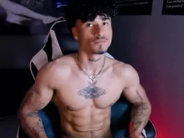 Chaturbate Best live sex cam show of thomas_fit1