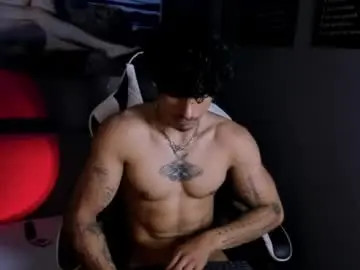 Chaturbate Free Porn Cam of thomas_fit1