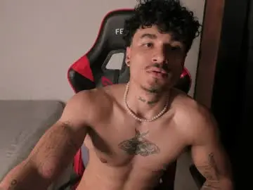 Chaturbate Live Sex Cam of thomas_fit1