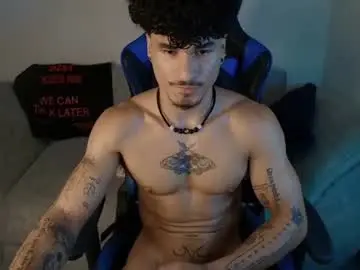Chaturbate Free Live Porn of thomas_fit1