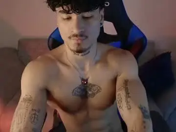 Chaturbate Sex Chat of thomas_fit1