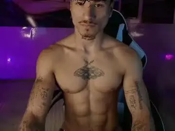 Chaturbate Adult Webcams of thomas_fit1