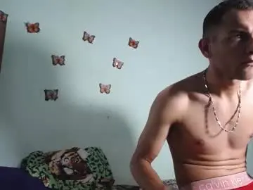 Chaturbate Live Porn of emily_valencia_1