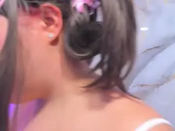 Chaturbate Live Porn of hinata_dolly