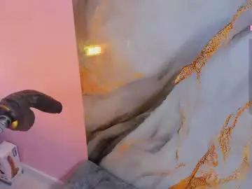 Chaturbate Live Sex Cam of hinata_dolly