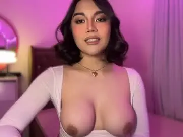 Chaturbate Watch Live Sex Cams of larahsaint