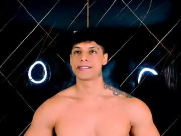 Chaturbate Live Sex of manuel_bigcock
