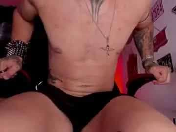 Chaturbate Live Sex Cam of thebeastmaster_