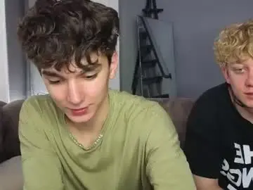 Chaturbate Nude Webcam of em_chipsi
