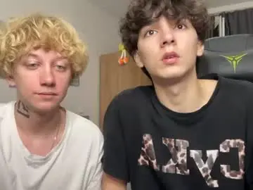 Chaturbate Watch Live Sex Cams of em_chipsi