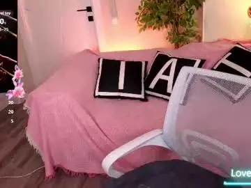Chaturbate Adult Webcam of evalyn_harmony