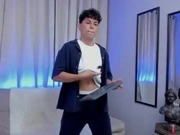 Chaturbate Nude Webcam of lucho6_9