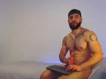 Chaturbate Free Porn Cam of max_xl_