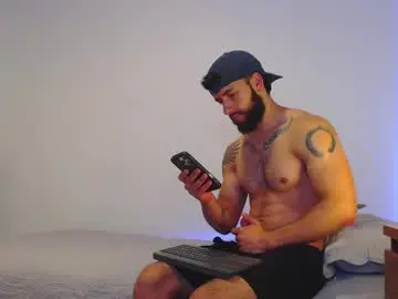 Chaturbate Live Sex Cam of max_xl_