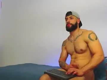 Chaturbate Live Sex of max_xl_