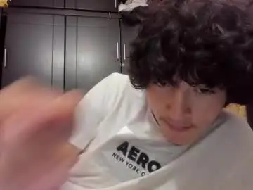 Chaturbate Live Sex Cam of picaszomilos350