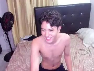 Chaturbate Best live sex cam show of picaszomilos350