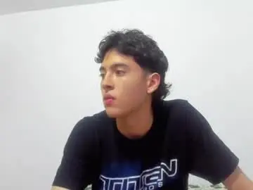 Chaturbate Live Porn of picaszomilos350