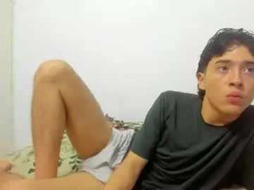 Chaturbate Live Sex Cam of picaszomilos350