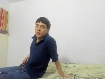 Chaturbate Live Sex Cam of picaszomilos350