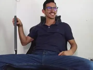 Chaturbate Live Porn of xxxhome_alonexxx