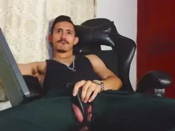 Chaturbate Adult Webcam of xxxhome_alonexxx