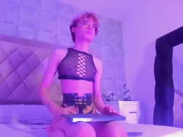 Chaturbate Nude Webcam of angeldoll_1