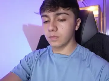 Chaturbate Free Live Porn of aron__cooper