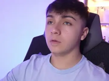 Chaturbate Live Sex of aron__cooper