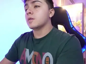 Chaturbate Free Live Porn of aron__cooper