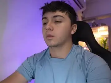 Chaturbate Free Porn Cam of aron__cooper