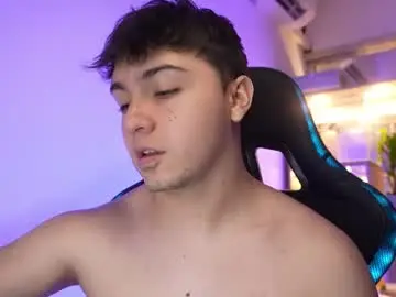 Chaturbate Sex Chat of aron__cooper