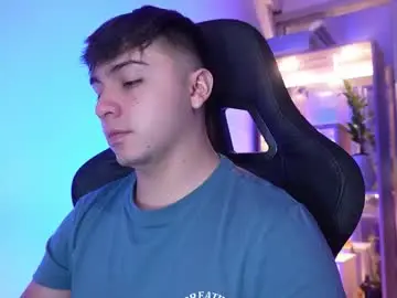 Chaturbate Free Porn Cam of aron__cooper