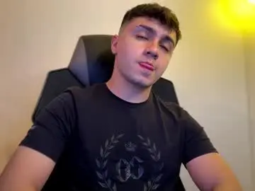 Chaturbate Sex Chat of aron__cooper