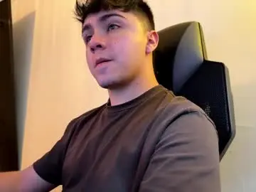 Chaturbate Sex Chat of aron__cooper