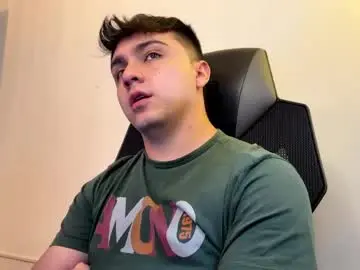 Chaturbate Watch Live Sex Cams of aron__cooper