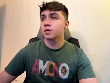 Chaturbate Watch Live Sex Cams of aron__cooper