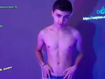 Chaturbate Nude Webcam of aron__cooper