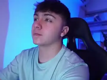 Chaturbate Live Sex Cam of aron__cooper
