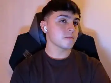 Chaturbate Sex Cam of aron__cooper