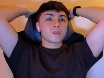 Chaturbate Sex Chat of aron__cooper
