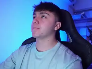 Chaturbate Live Porn of aron__cooper