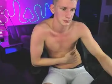 Chaturbate Live Sex Cam of bradmaloney